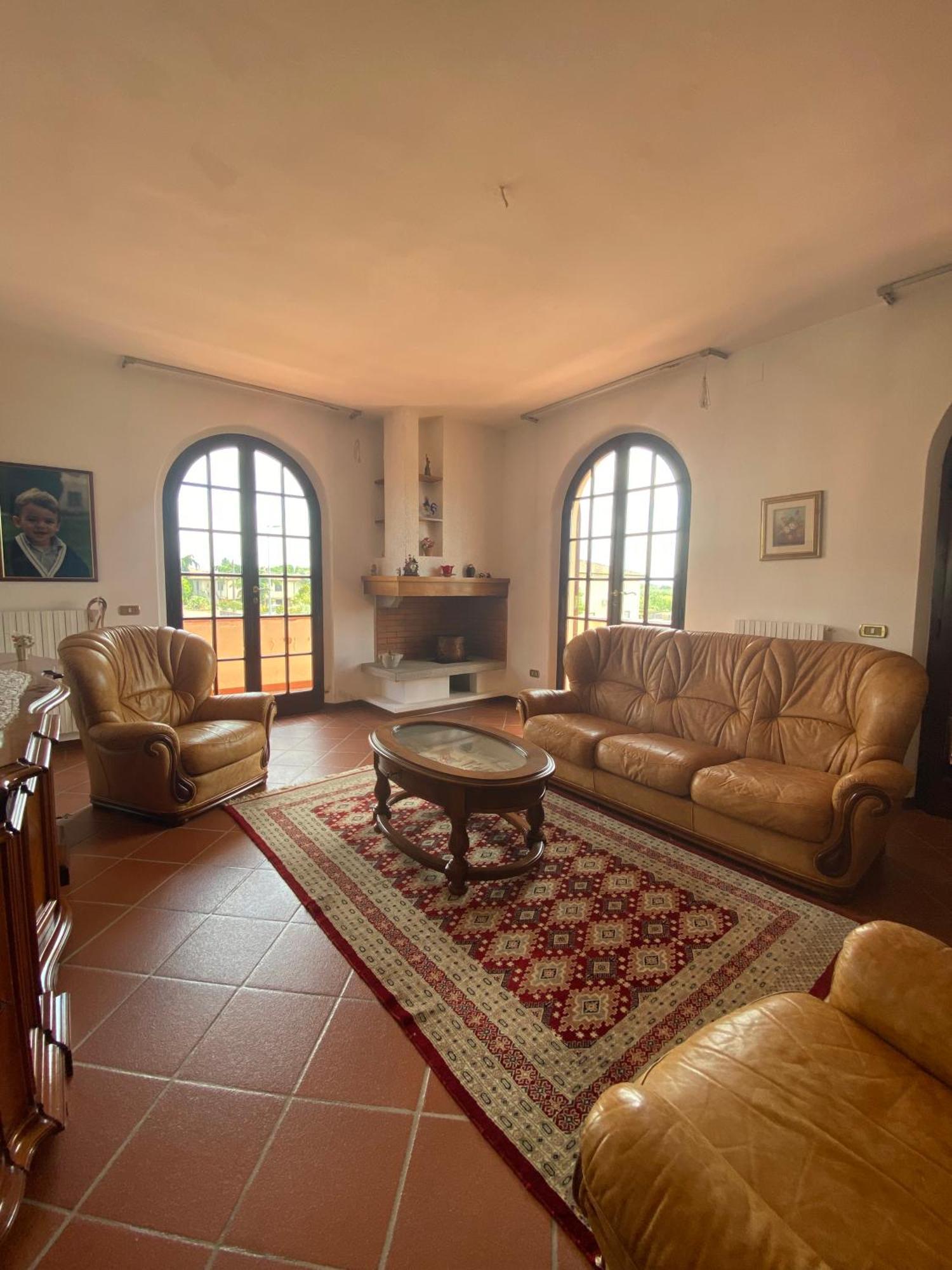 Villa Maria Cascina Luaran gambar